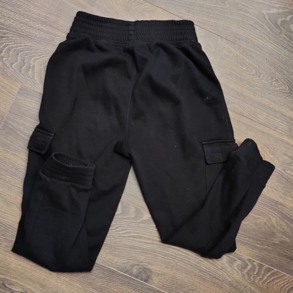 [SOLD] Garage black cargo sweatpants jogger - Picture 5 of 7
